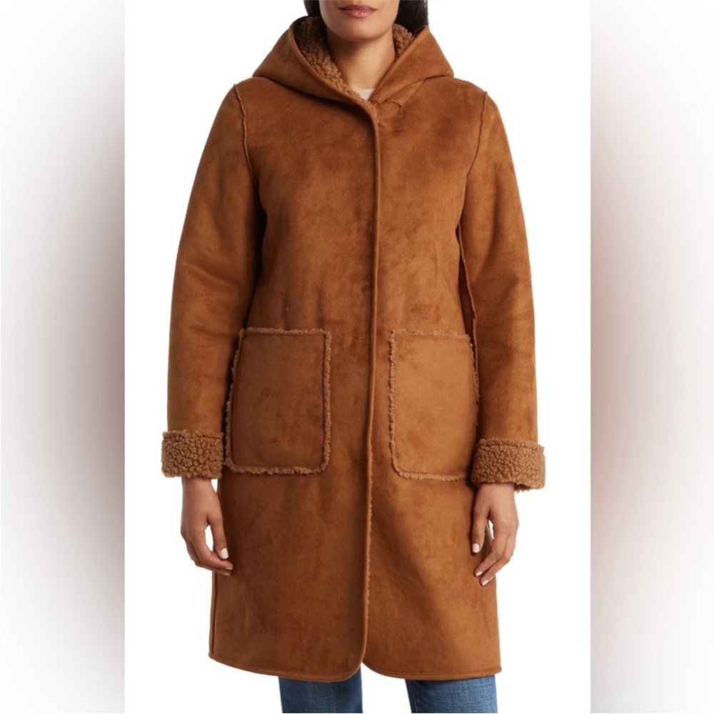 Michael kors Faux Shearling Lined Hooded
Faux Suede Coat Size Medium - Picture 3 of 10